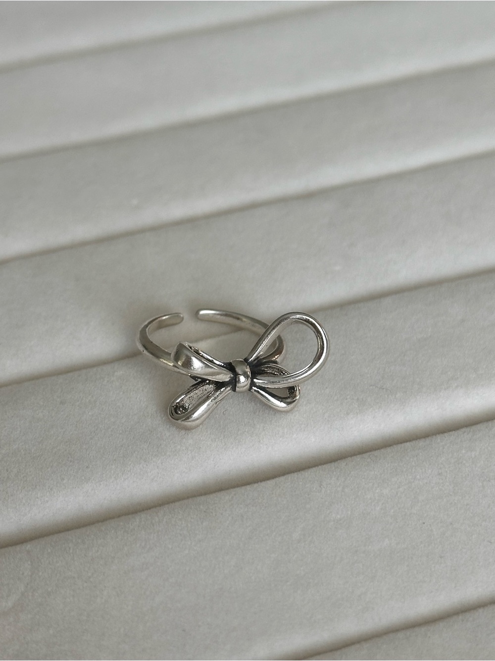 New! 925 Sterling Silver Vintage Bow Ring - Picture 4 of 5
